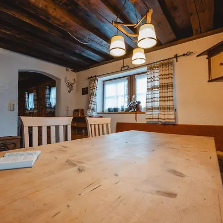 Alte Sahnealm By Interhome 홀레르스바흐 임 핀츠가우