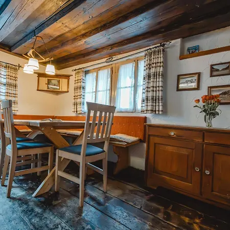 Alte Sahnealm By Interhome * 홀레르스바흐 임 핀츠가우